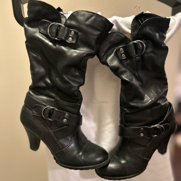 Aldo Aslanian Black Boot - Picture 1 of 11